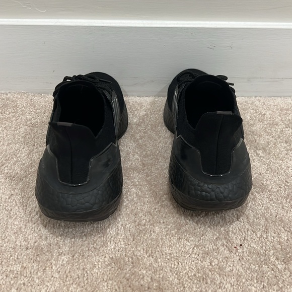 Adidas Ultra Boost 22 Mens size 10 Triple Black GZ0127 - Picture 5 of 7